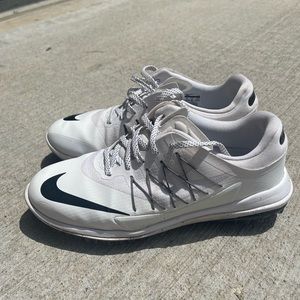 Nike women’s golf shoes